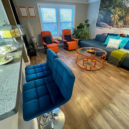 Schaumburg Paradise Oasis With A Secret Garden And Private Pool Экстерьер фото
