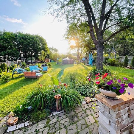 Schaumburg Paradise Oasis With A Secret Garden And Private Pool Экстерьер фото